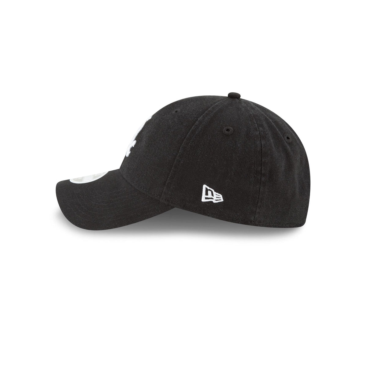 Chicago White Sox Women's Core Classic Black 9TWENTY Adjustable Hat