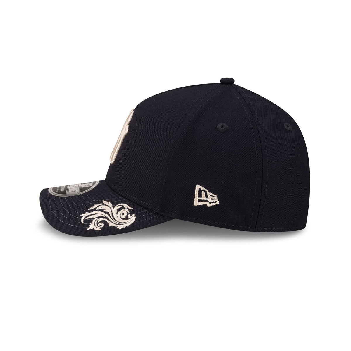 New York Yankees Script 9FORTY M-Crown A-Frame Snapback Hat