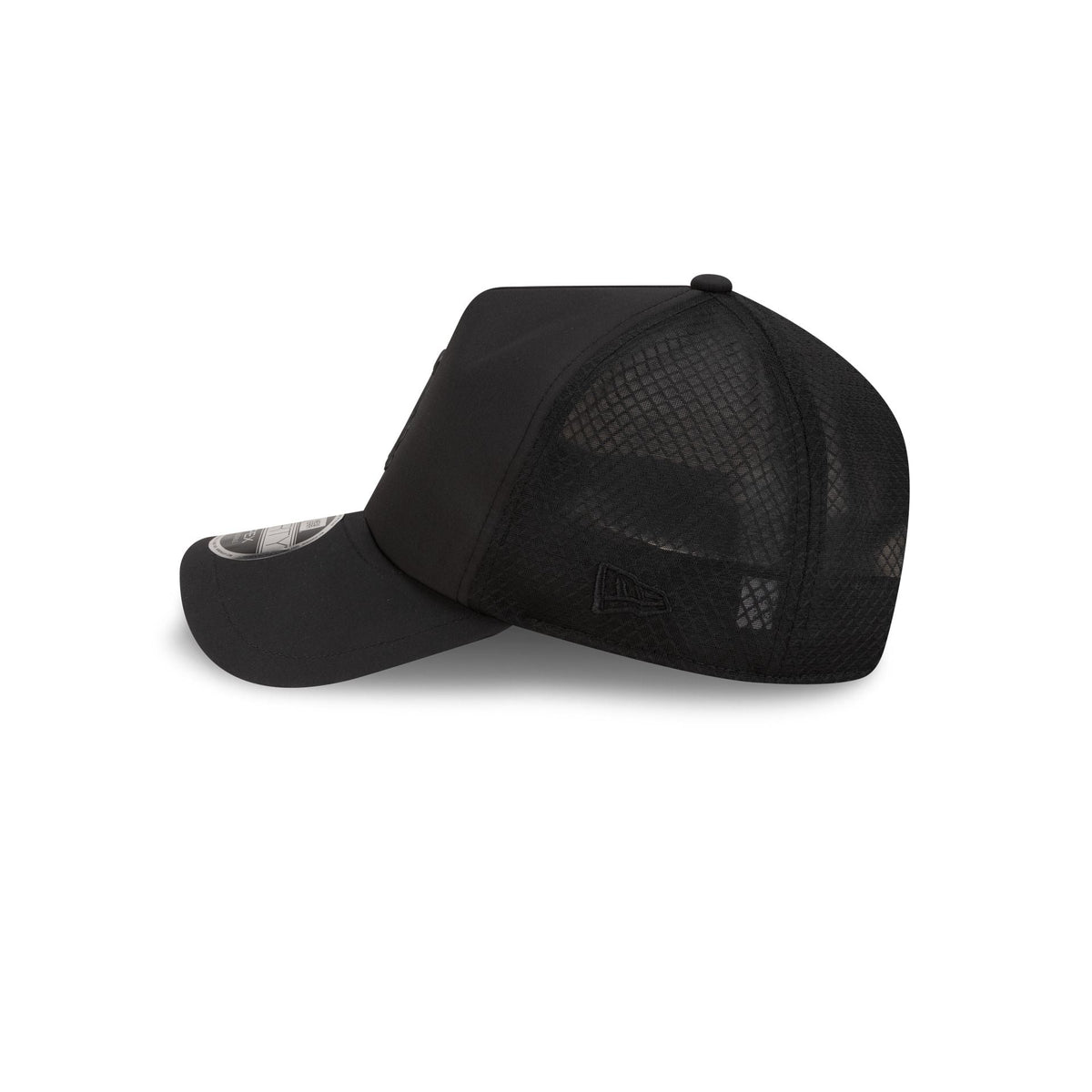 Cincinnati Reds 2026 Batting Practice Black 9FORTY APEX Trucker Hat