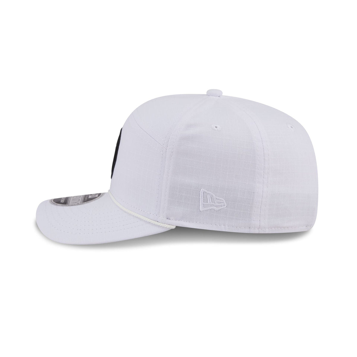 Chicago White Sox Circle Logo White Split Panel 9SEVENTY Stretch-Snap Hat