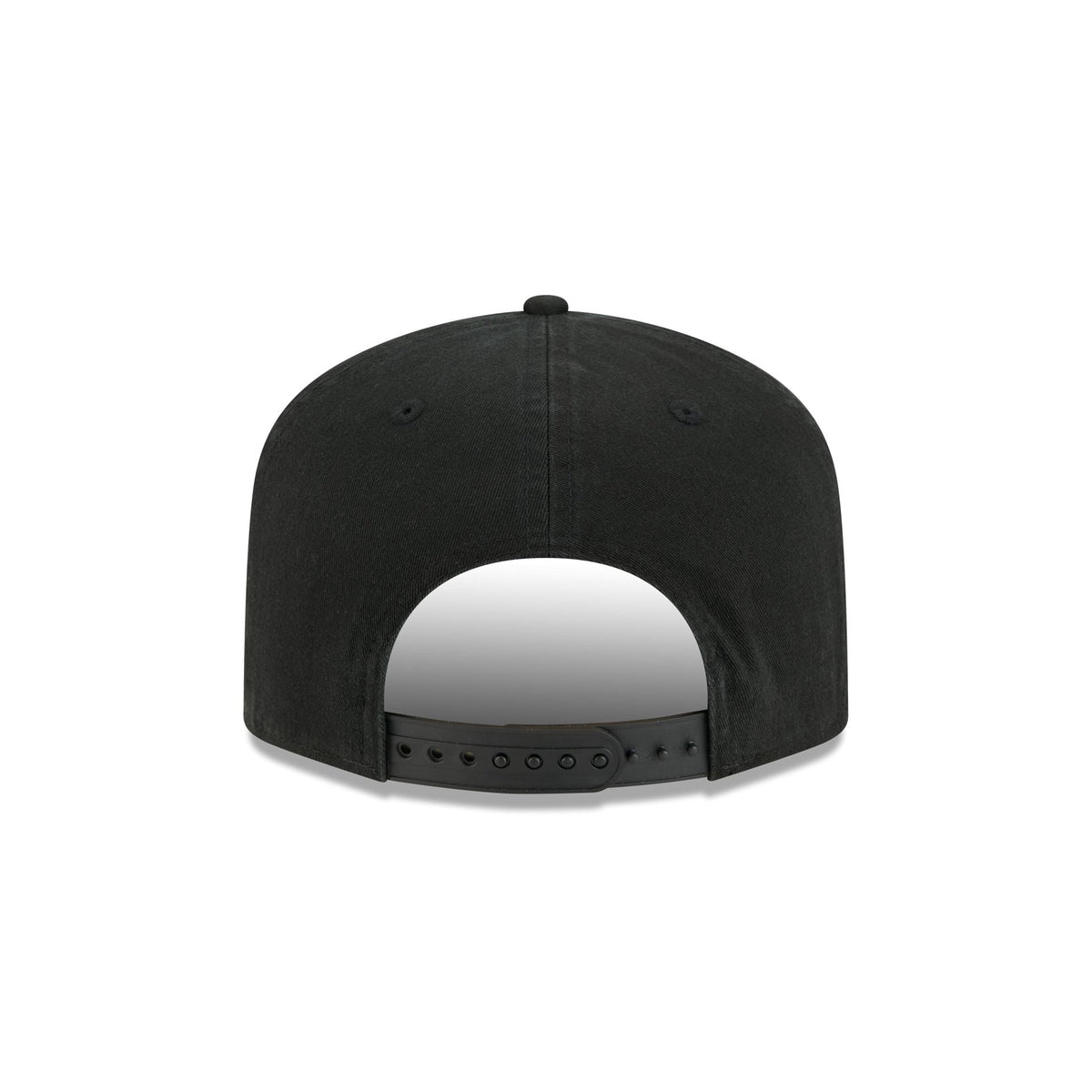 New York Knicks All Black Scripted 19TWENTY Adjustable Hat