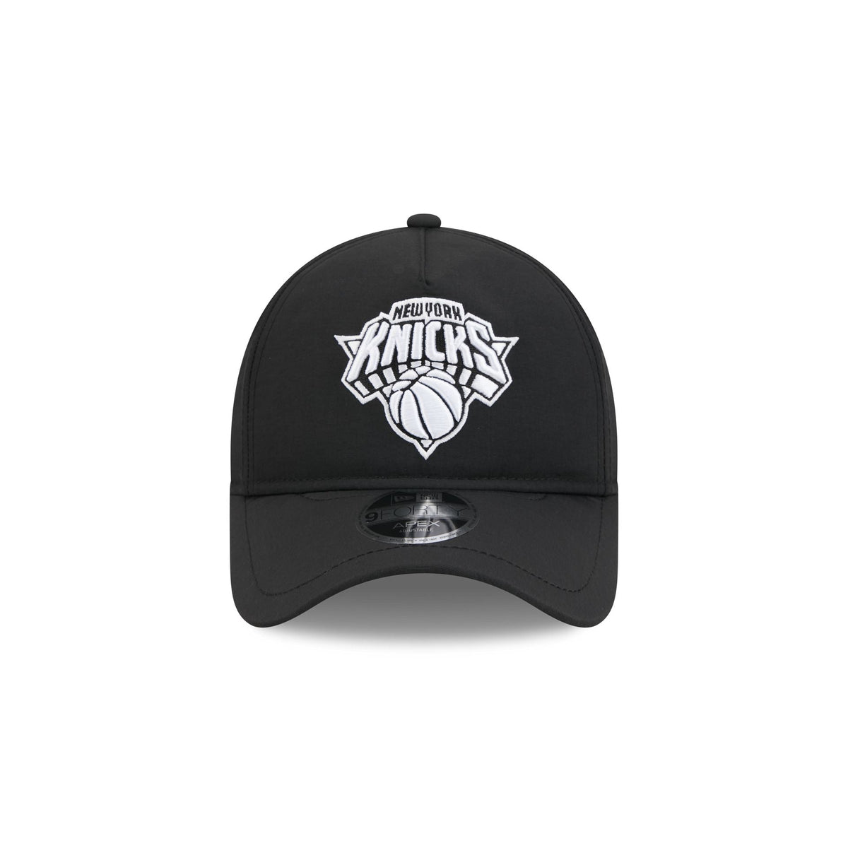 New York Knicks Black 9FORTY APEX Snapback Hat