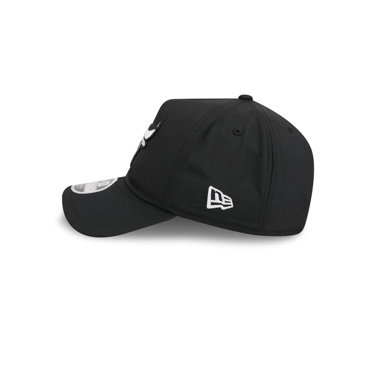 Chicago Bulls Black 9FORTY APEX Snapback Hat