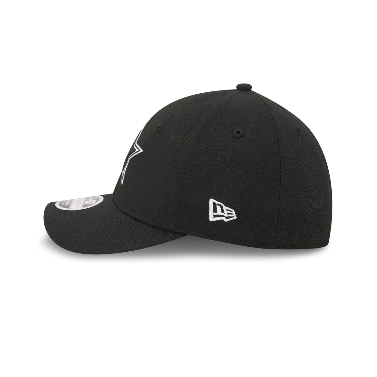 Dallas Cowboys Poly Black & White 39THIRTY M-Crown Stretch Fit Hat