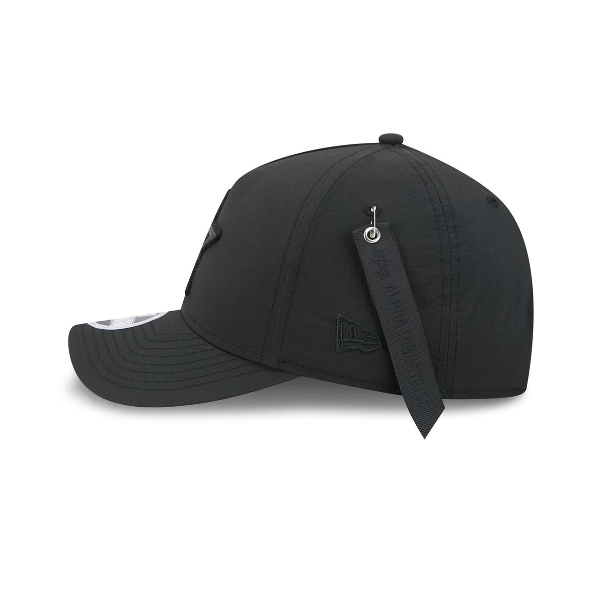 Alpha Industries x Dallas Cowboys Nylon Black 9FORTY M-Crown A-Frame Snapback Hat