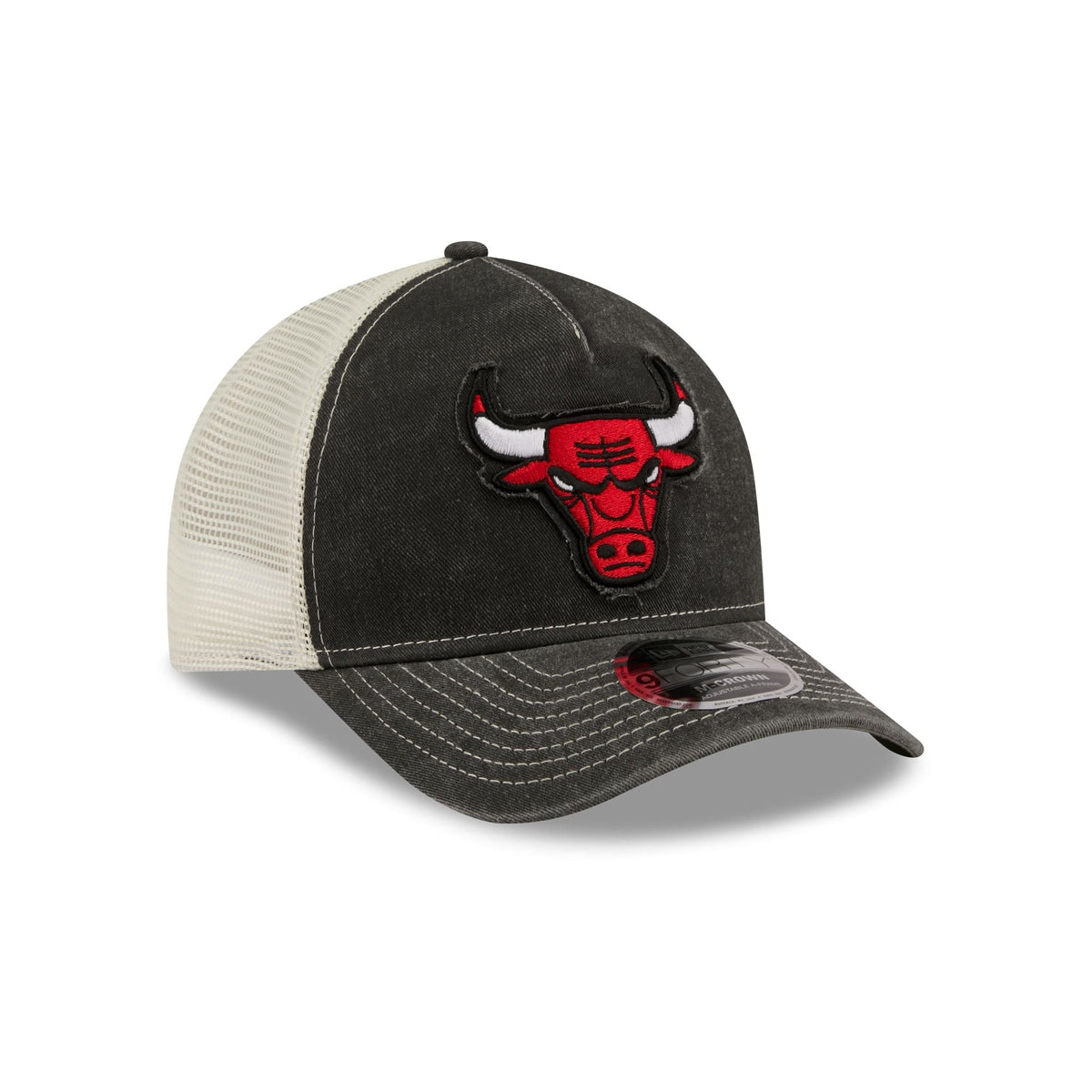 Chicago Bulls Frayed Logo 9FORTY M-Crown A-Frame Trucker Hat