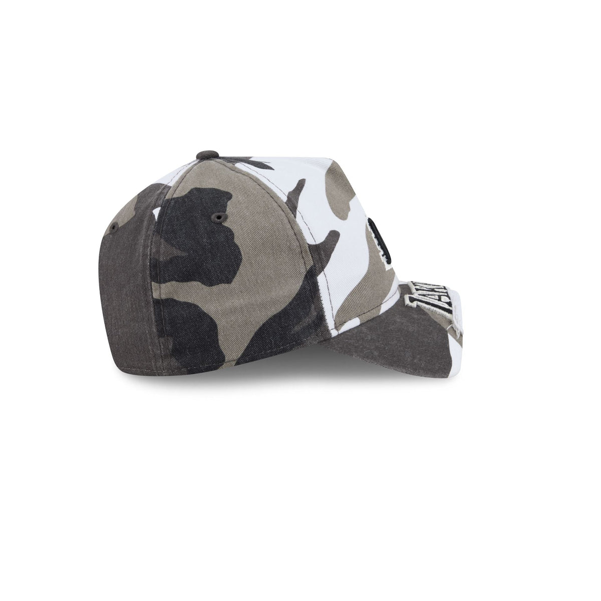 Los Angeles Lakers Washed Camo 9FORTY A-Frame Unstructured Cut-Off Visor Snapback Hat