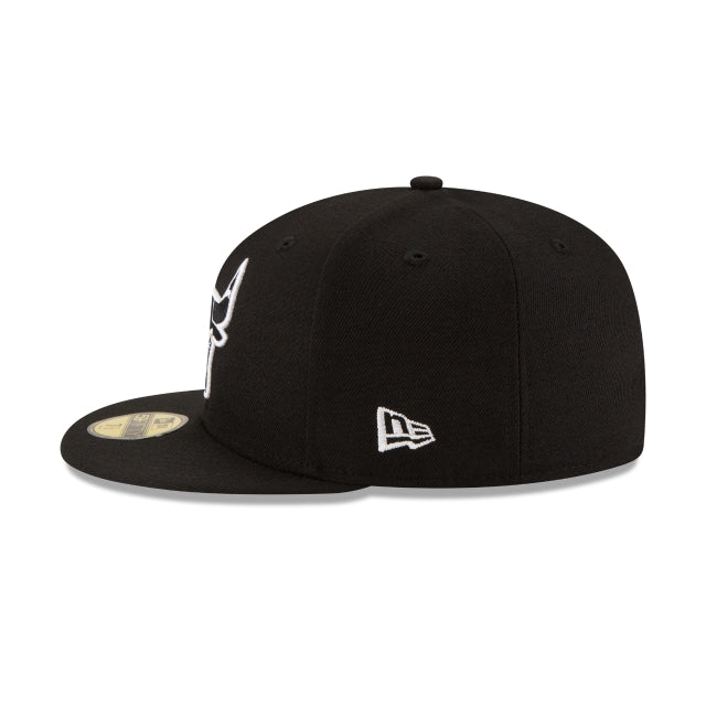 Chicago Bulls Black & White 59FIFTY Fitted Hat